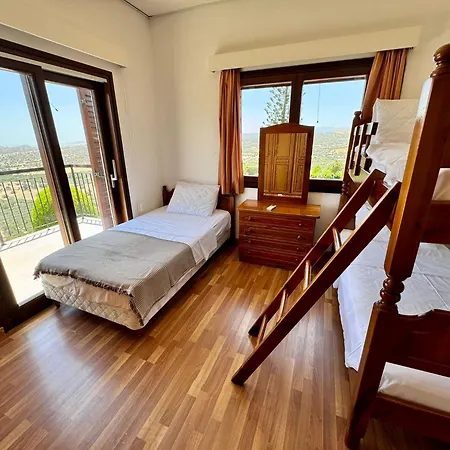 Mountain View 6 Bed Mansion With Private Padel Court, Pool & Gym * لارنكا