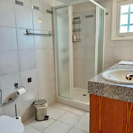 فيلة Mountain View 6 Bed Mansion With Private Padel Court, Pool & Gym