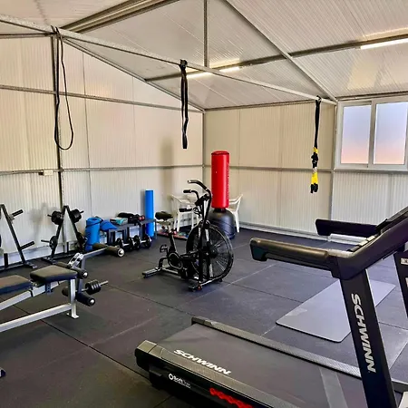 فيلة Mountain View 6 Bed Mansion With Private Padel Court, Pool & Gym *