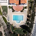 Villa Mountain View 6 Bed Mansion With Private Padel Court, Pool & Gym