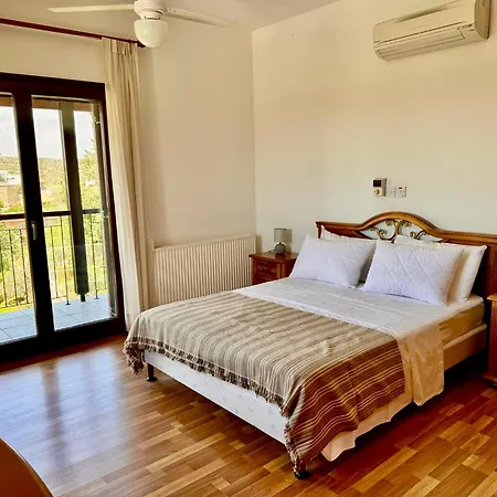 Villa Mountain View 6 Bed Mansion With Padel Court *