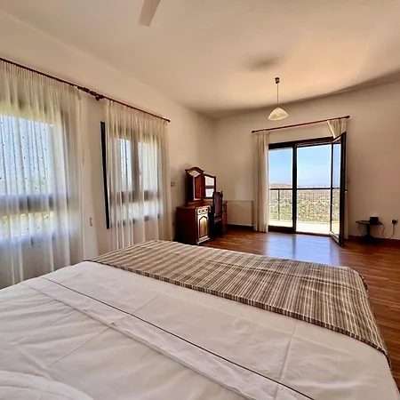 Mountain View 6 Bed Mansion With Private Padel Court, Pool & Gym Larnaca