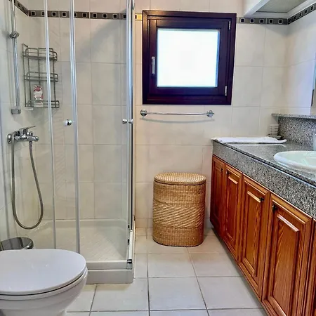 Mountain View 6 Bed Mansion With Padel Court Villa *