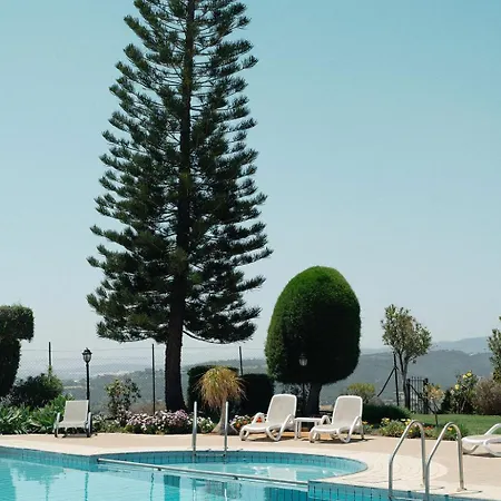 Willa Mountain View 6 Bed Mansion With Private Padel Court, Pool & Gym Larnaca